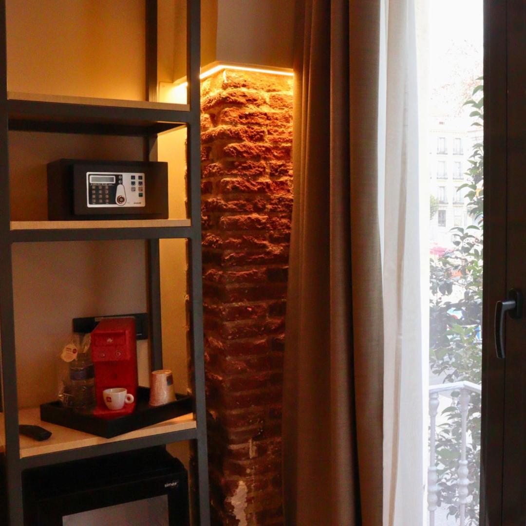 Hostal La Rua-Montera مدريد المظهر الخارجي الصورة
